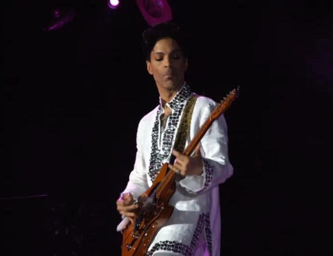 Prince to be honored with lifetime achievement Grammy award