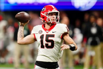 Georgia QB Carson Beck declares for 2025 NFL draft