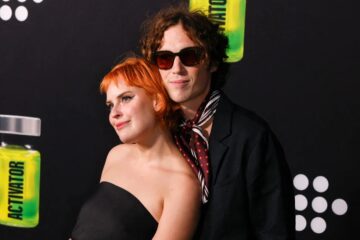 Tallulah Willis announces her engagement